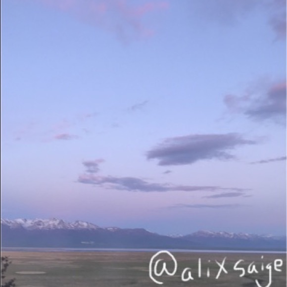 Meet your Posher, Alix - Picture 1 of 1